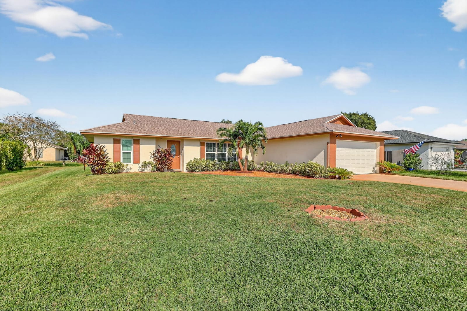 943 SE Brookedge Avenue E, Port St. Lucie, FL 34983