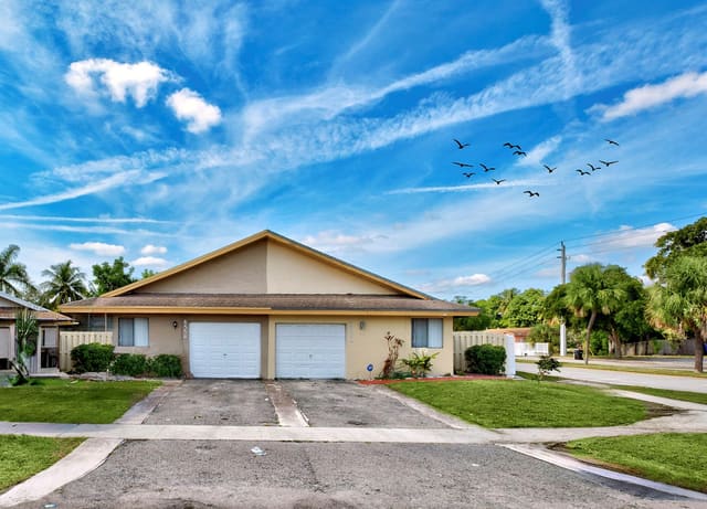 6558 Harbour Road, North Lauderdale, FL 33068