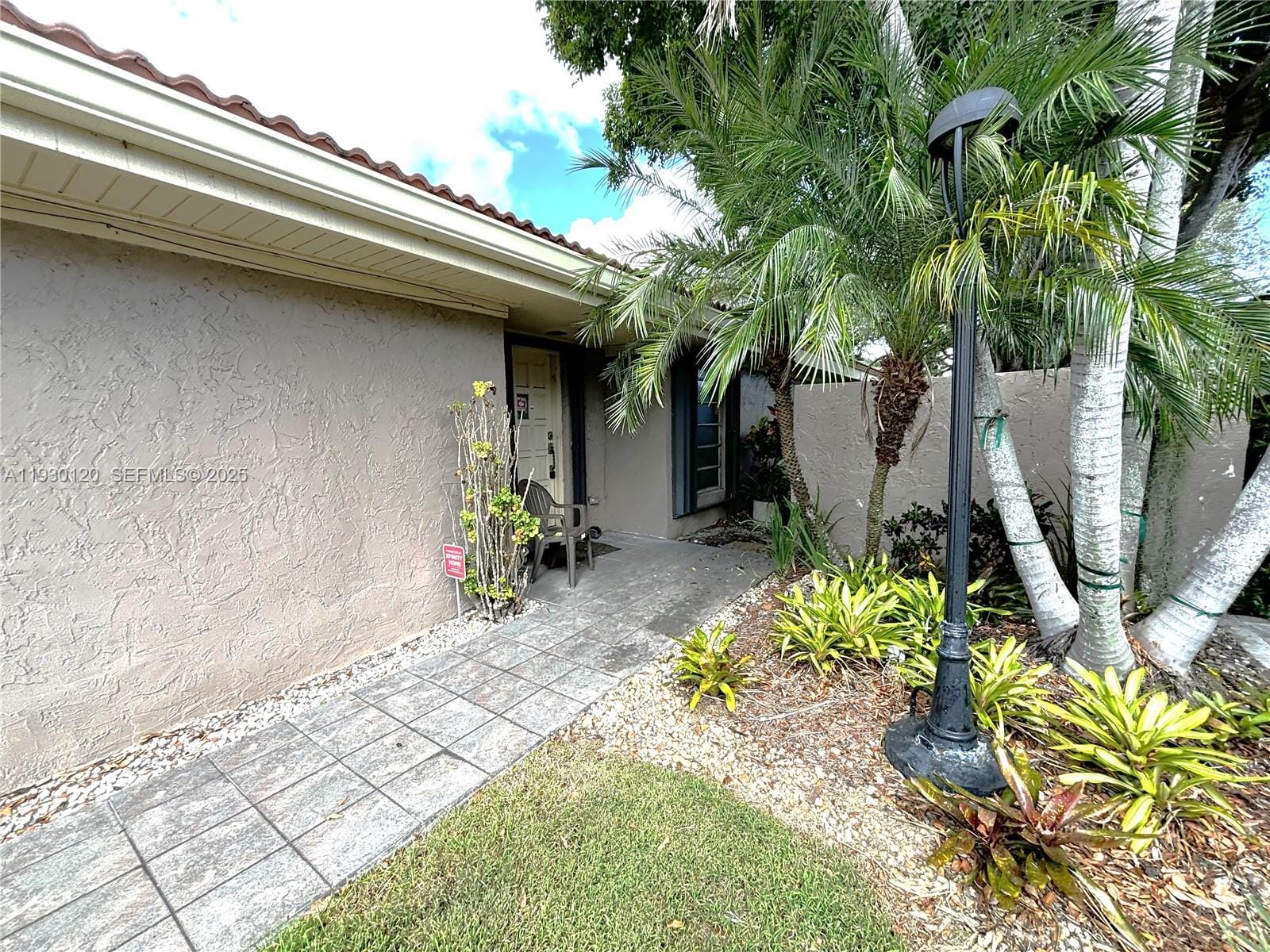 2001 S Saint Andrews Road 121, Hollywood, FL 33021 photo 3