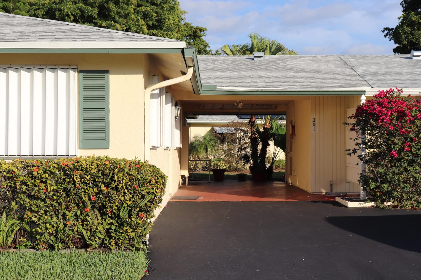 201 Cardinal Lane, Delray Beach, FL 33445 photo 3