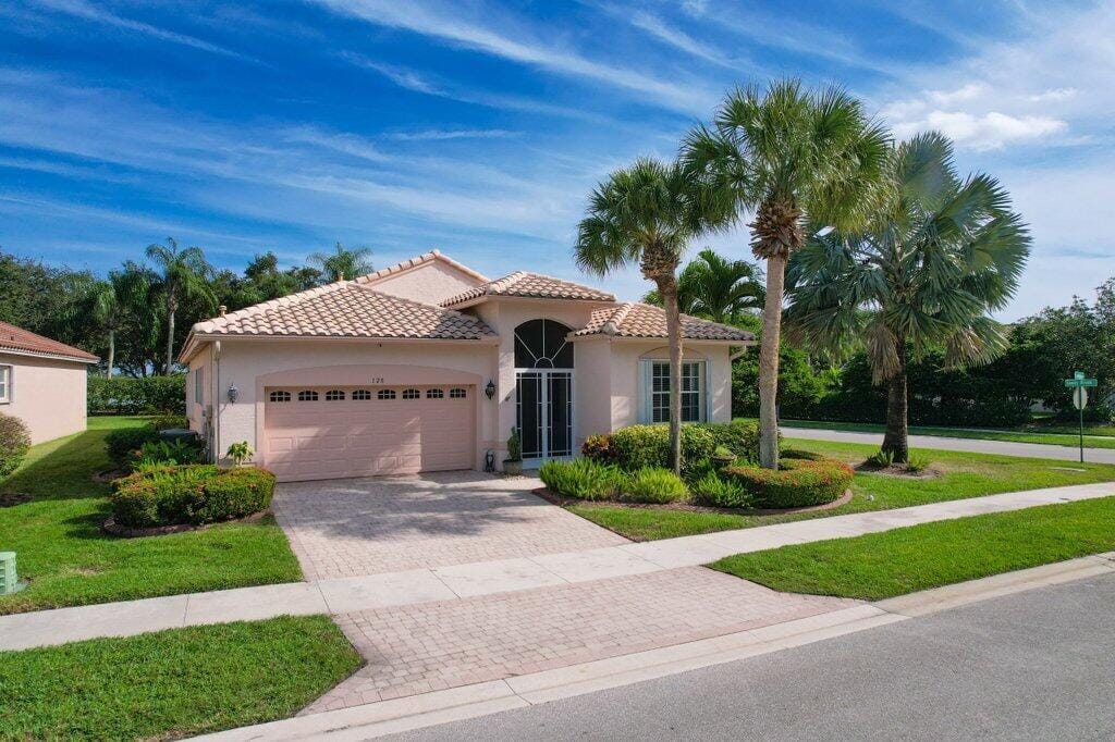128 NW Lawton Road, Port St. Lucie, FL 34986