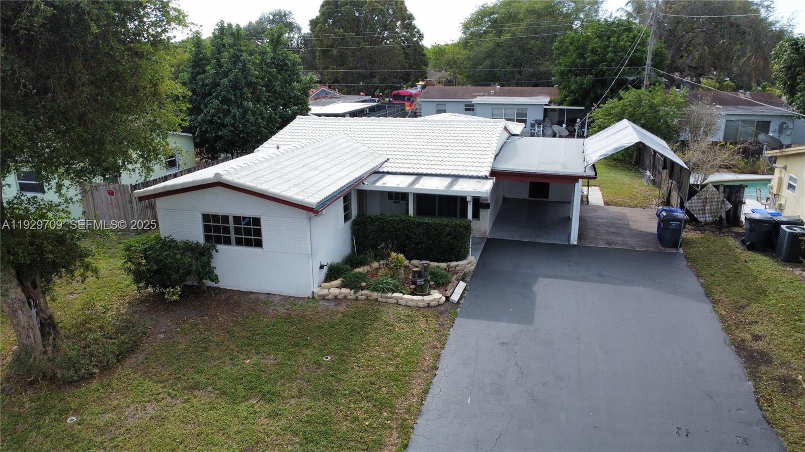 6560 Sherman Street, Hollywood, FL 33024