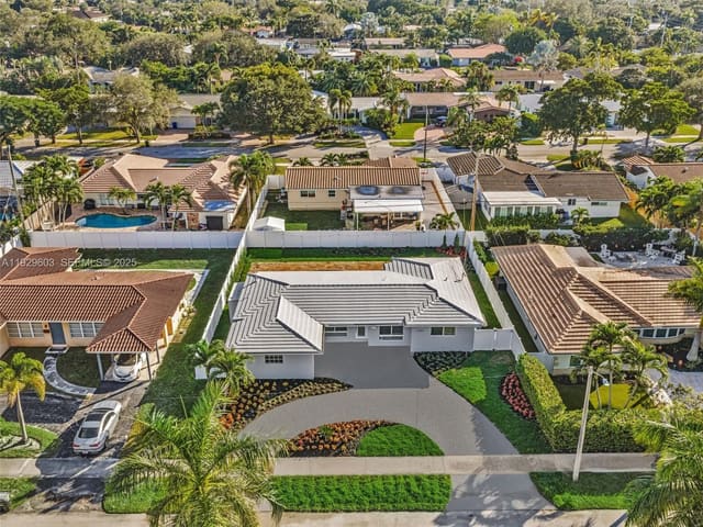2144 NE 64th Street, Imperial Point, Fort Lauderdale, FL