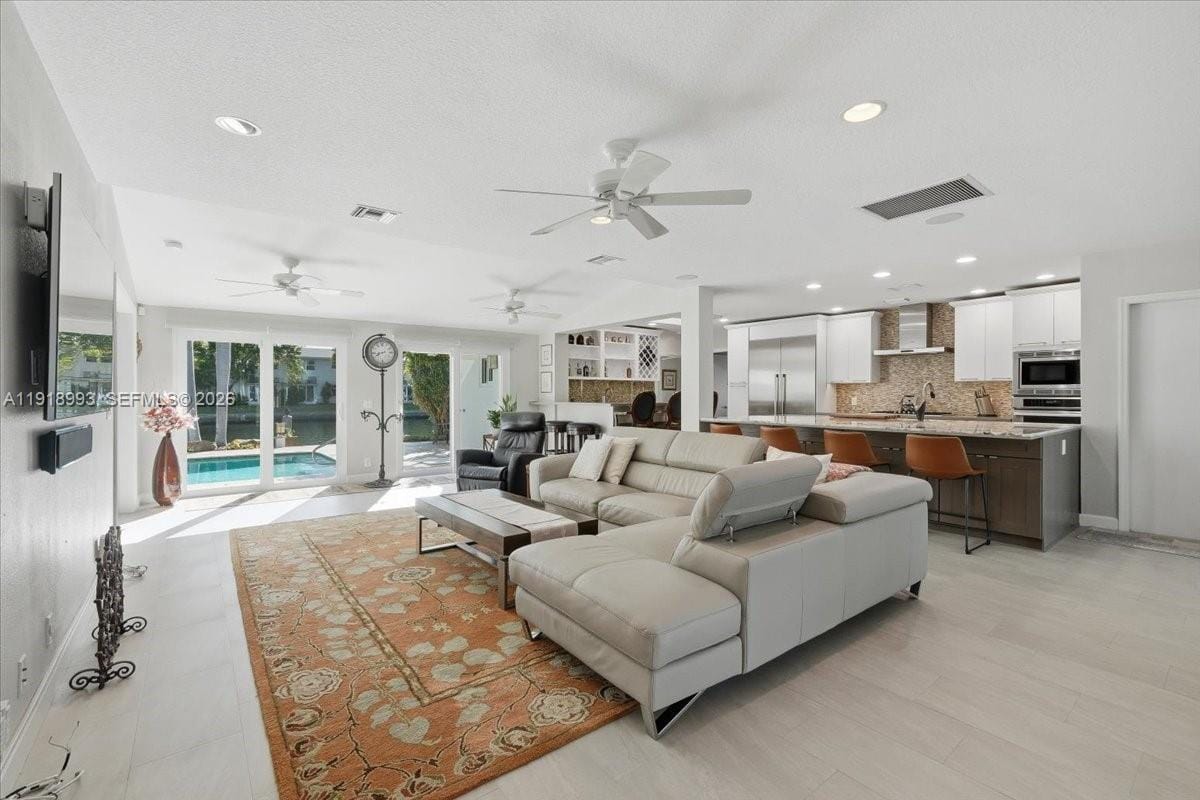 2662 NE 3rd Street, Pompano Beach, FL 33062 photo 11