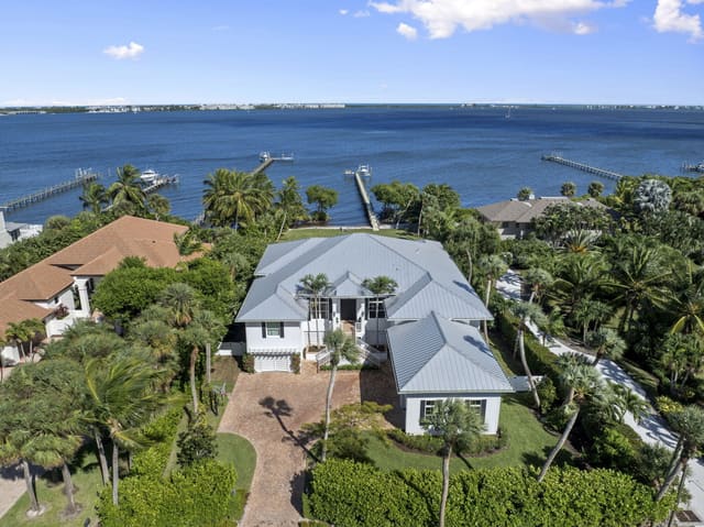 54 S Sewalls Point Road, Sewalls Point, FL 34996