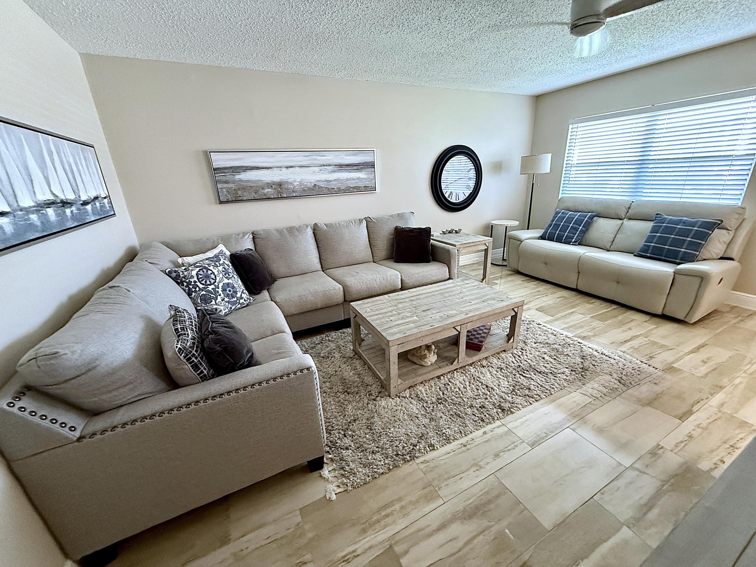 359 Oakridge T — photo 5