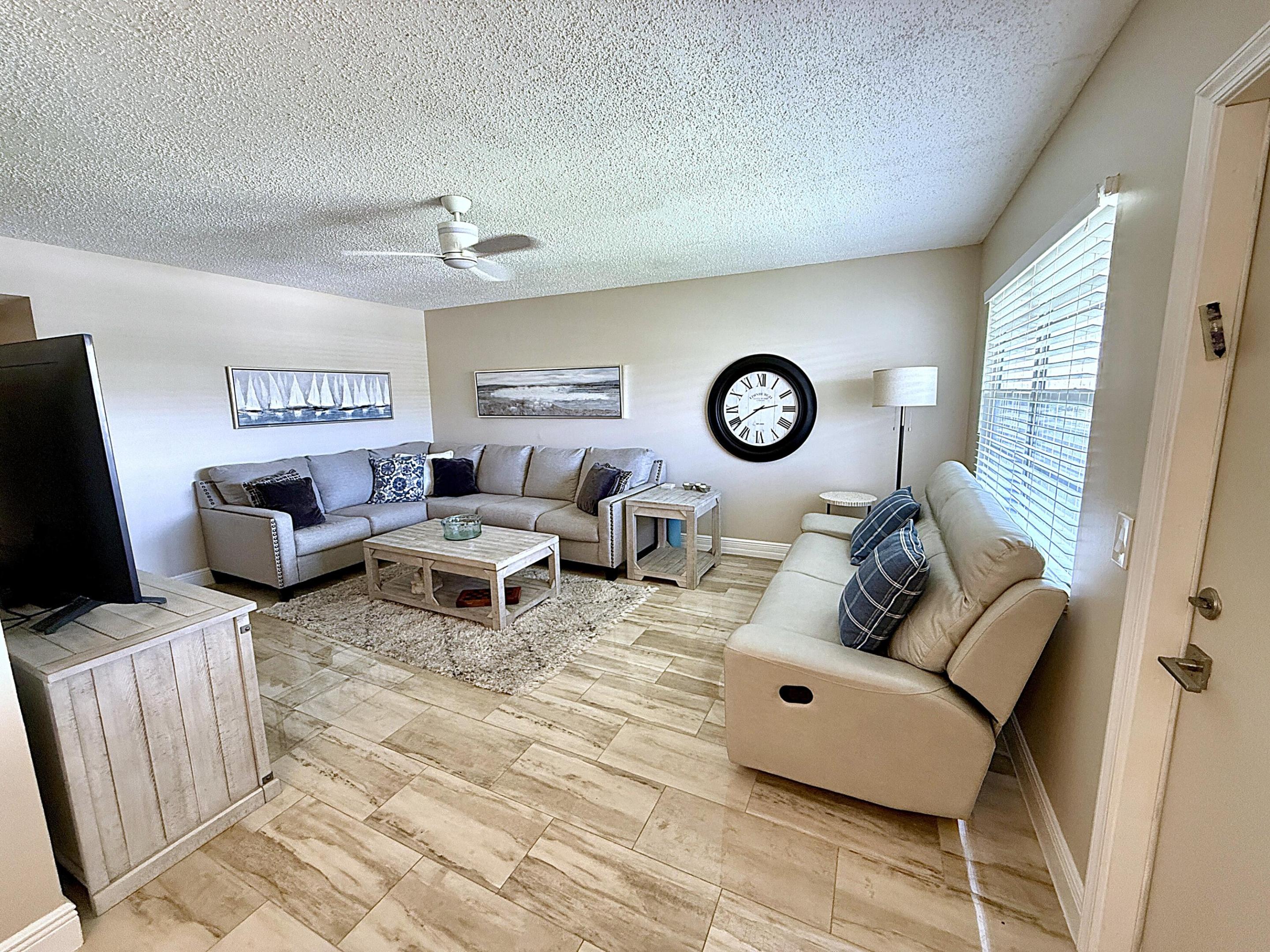 359 Oakridge T — photo 6