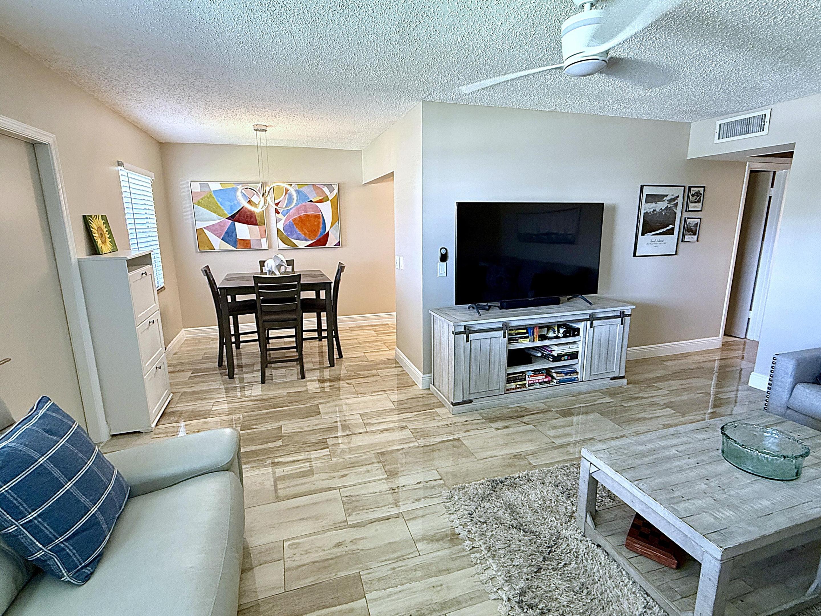359 Oakridge T — photo 10