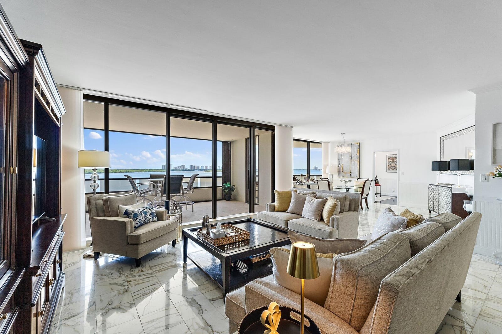 100 Lakeshore Drive 457 — photo 10