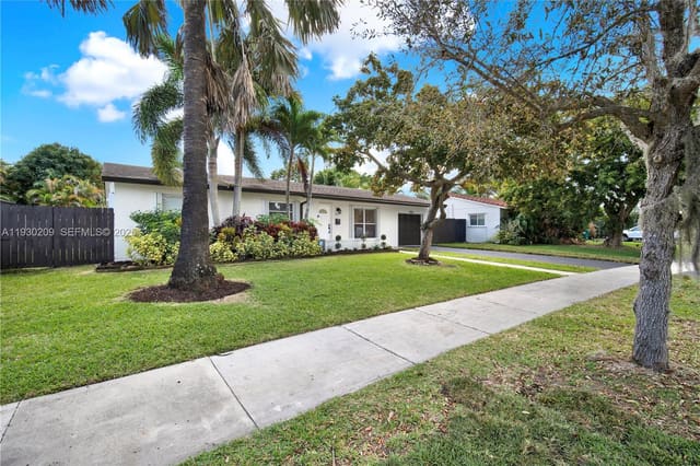9312 SW 182nd Street, sold in Bel Aire Sec 16, Palmetto Bay, FL