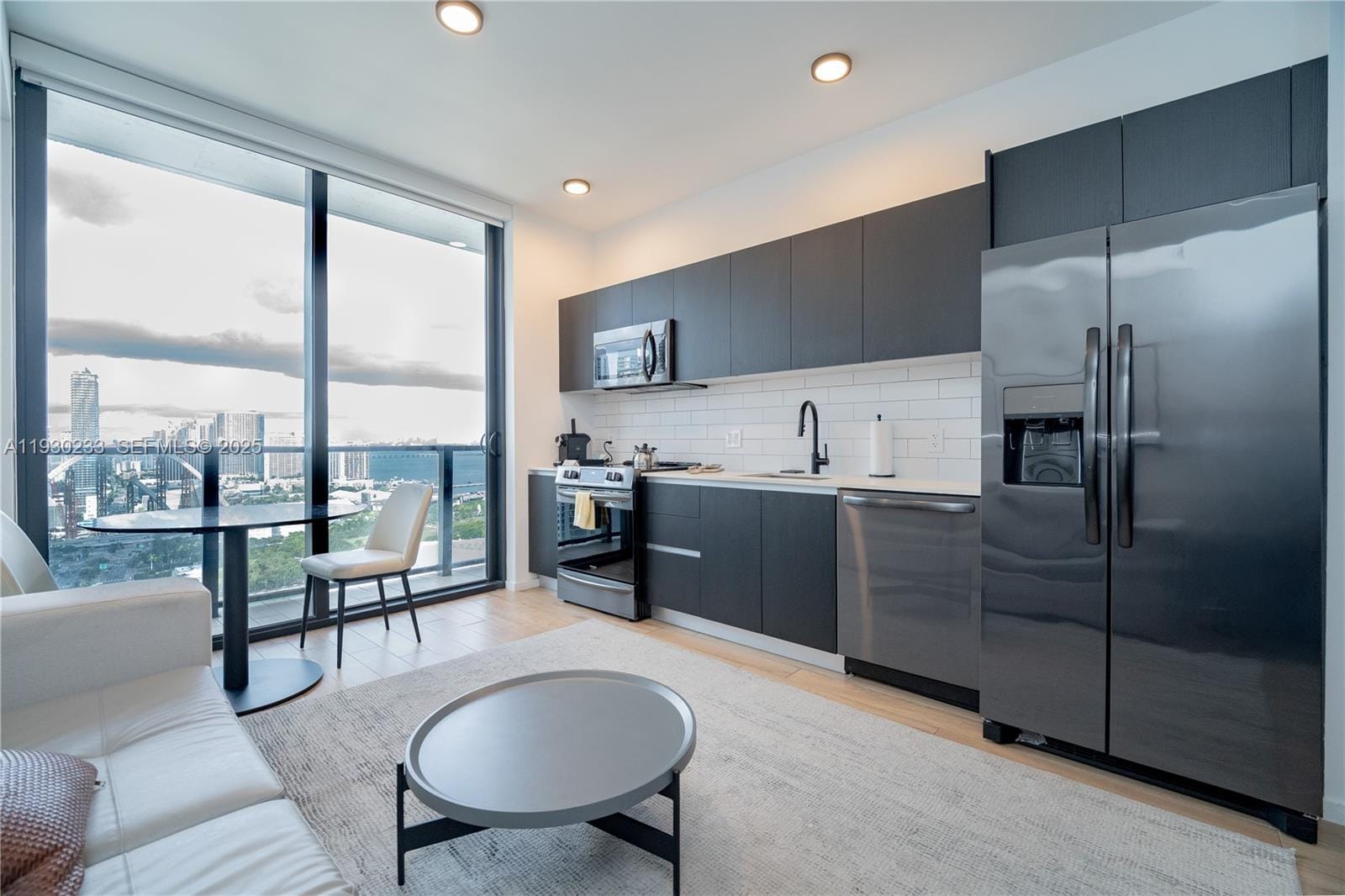 398 NE 5th Street 2602, Miami, FL 33132 photo 6
