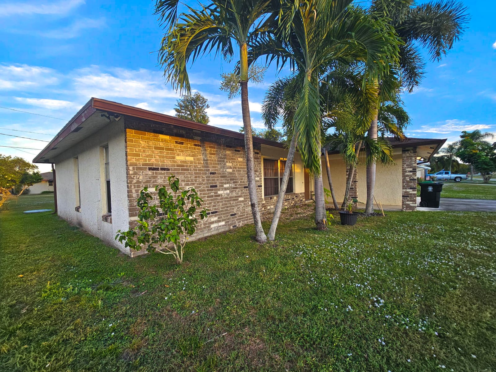 1941 SE Aires Lane — photo 7