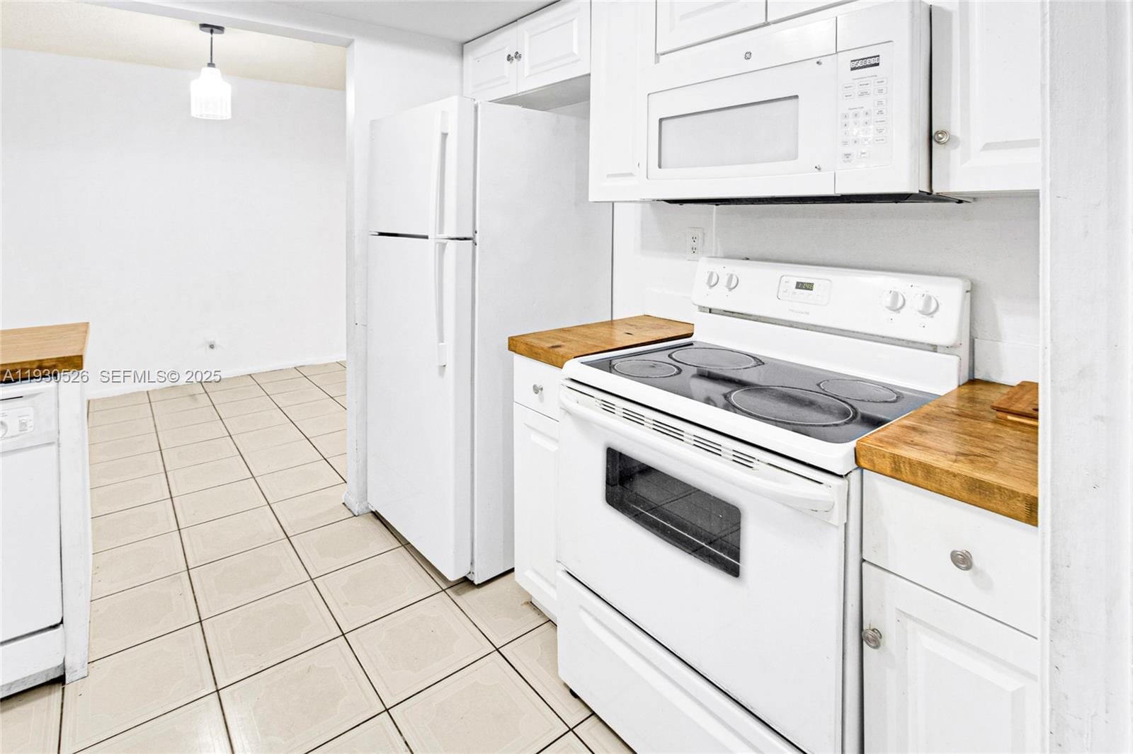 5718 NW 66th Avenue, Tamarac, FL 33321 photo 11