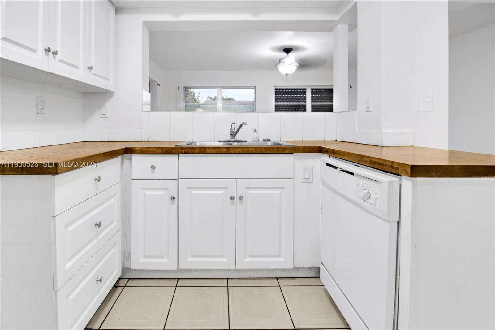 5718 NW 66th Avenue, Tamarac, FL 33321 photo 12