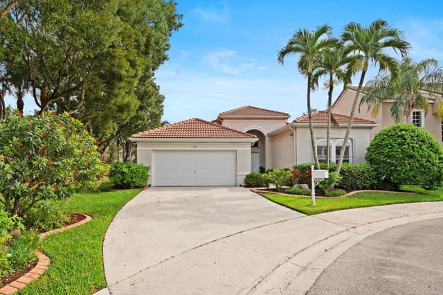 690 Fox Creek Court, sold in Sector 3 Parcels C D, Weston, FL