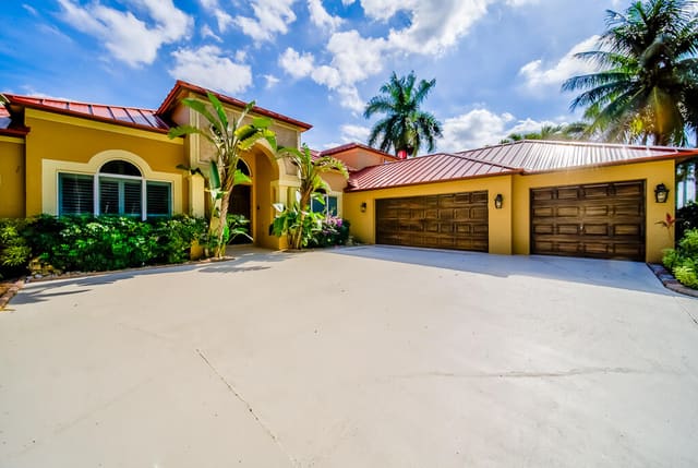 4535 Hunting Trail, sold in Legend Lake Estates, Lake Worth, FL
