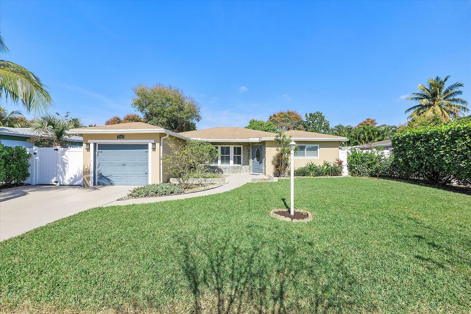 4980 SW 8th Court, Margate, FL 33068