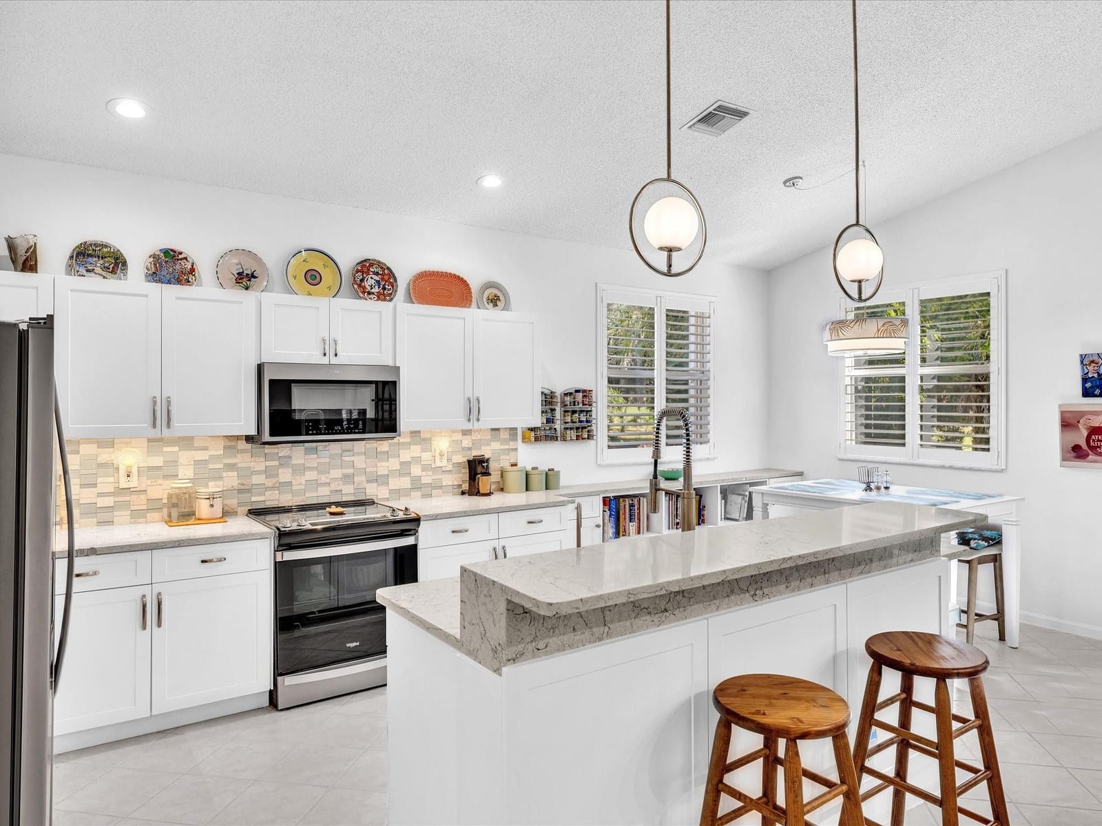 3580 Canary Palm Court, Pompano Beach, FL 33069 photo 2
