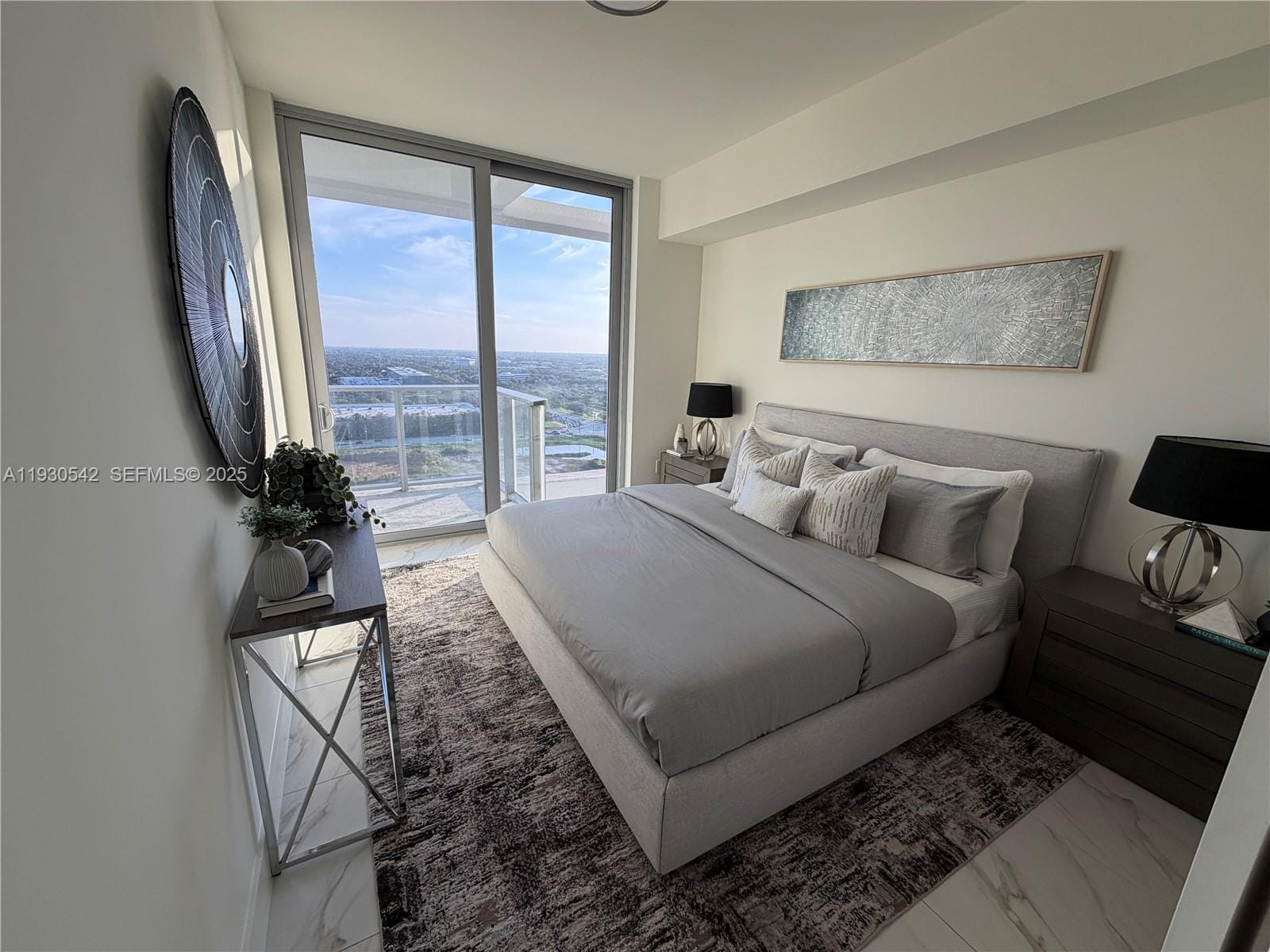 2000 Metropica Way 2108 — photo 12