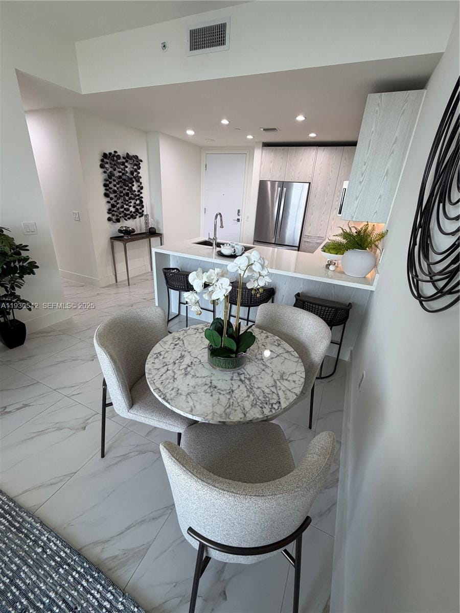 2000 Metropica Way 2108 — photo 5