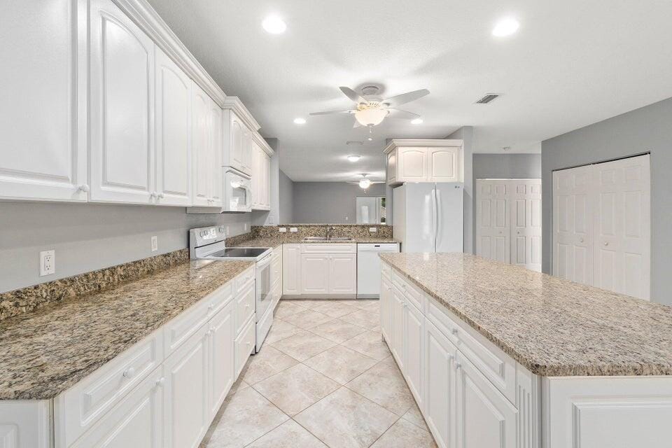 2087 SE Wild Meadow Circle, Port St. Lucie, FL 34952 photo 3