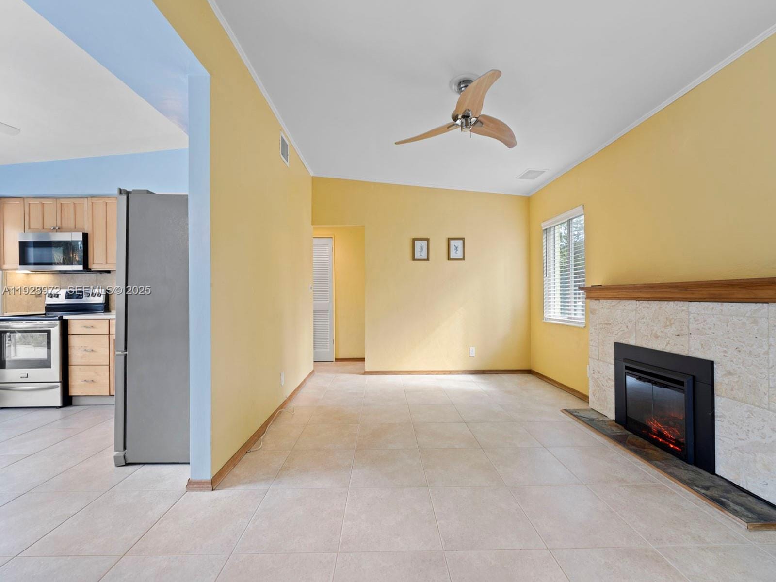 2133 SW 1st Court — photo 8