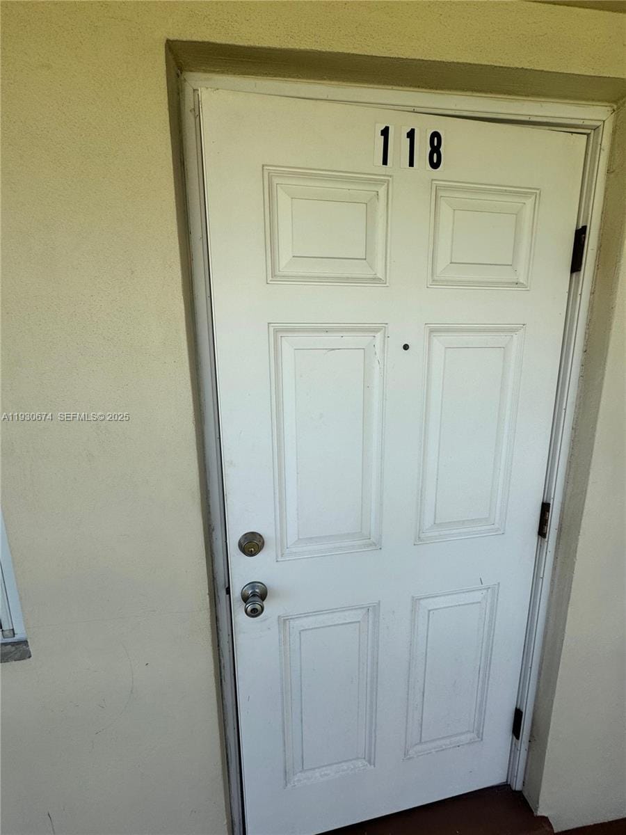 118 E Salisbury E 118 — photo 2