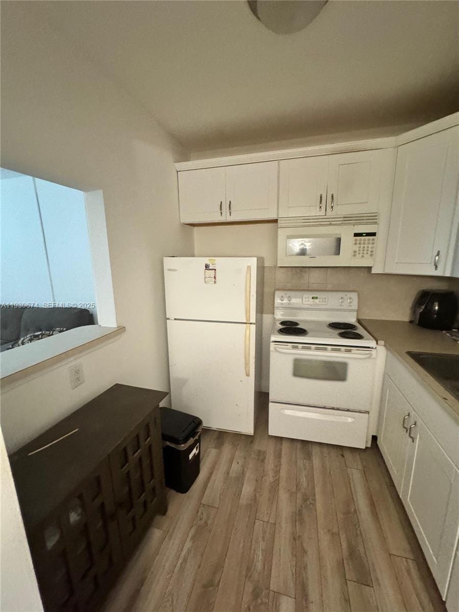 118 E Salisbury E 118, West Palm Beach, FL 33417 photo 14