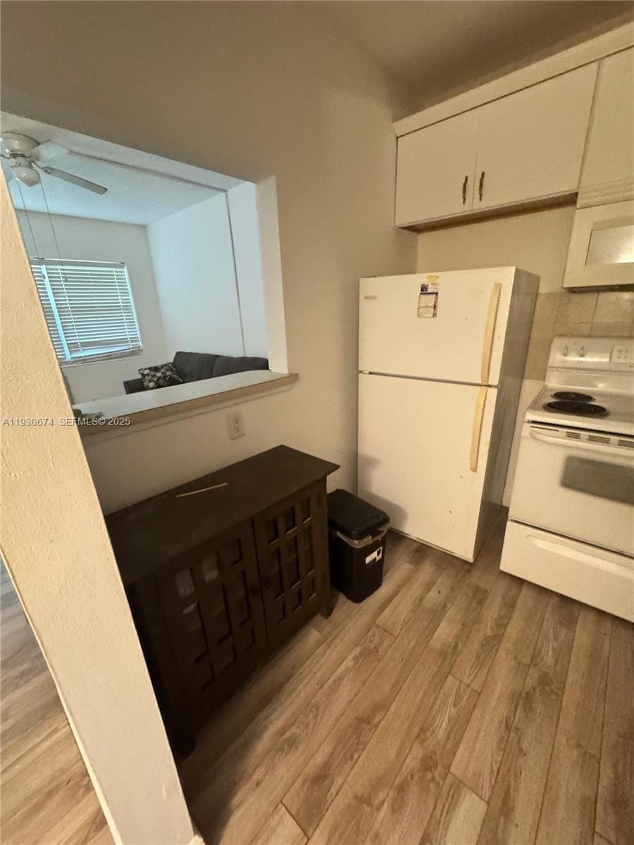 118 E Salisbury E 118, West Palm Beach, FL 33417 photo 16