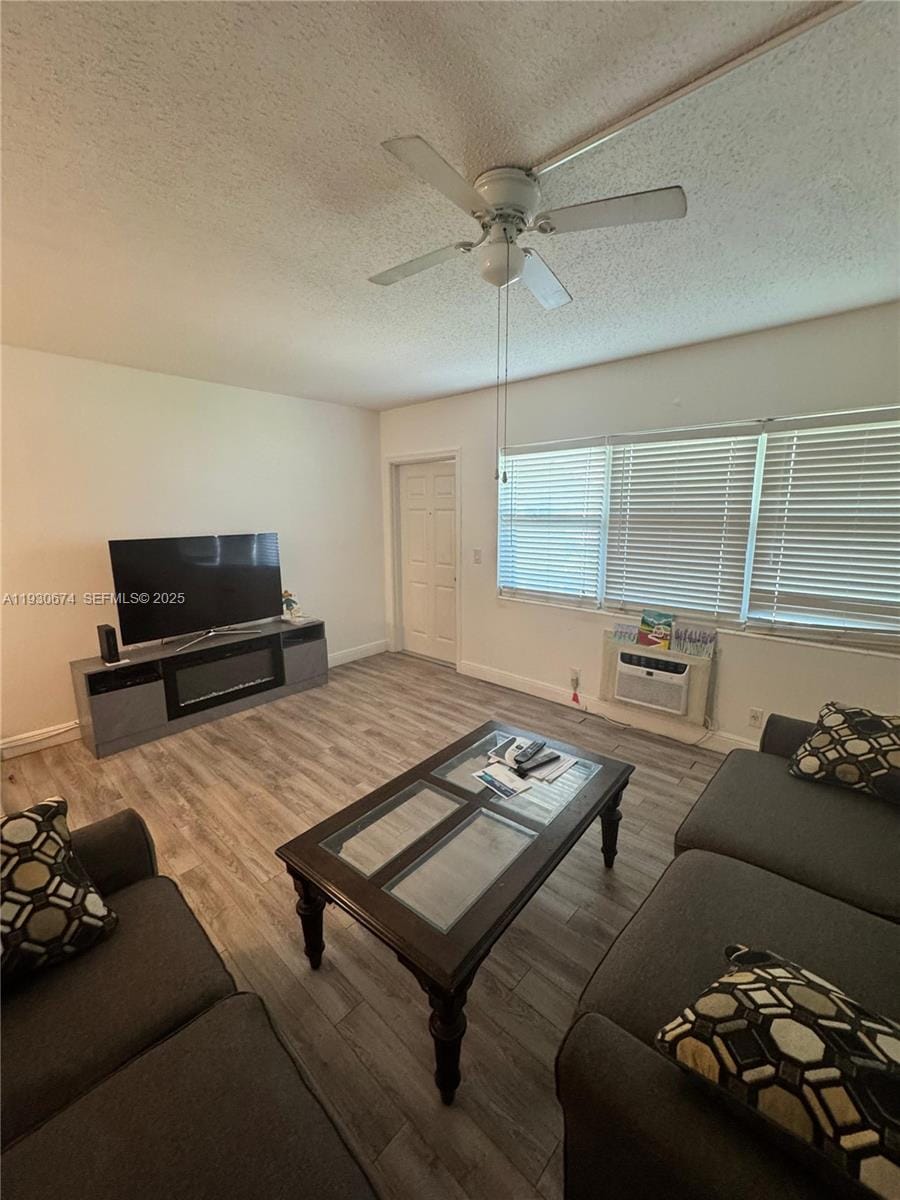 118 E Salisbury E 118, West Palm Beach, FL 33417 photo 26