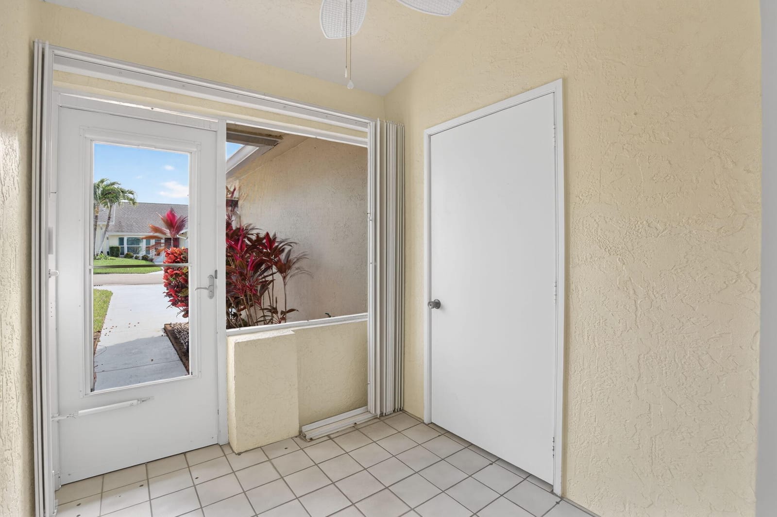 10819 SE Sea Pines Circle, Hobe Sound, FL 33455 photo 3