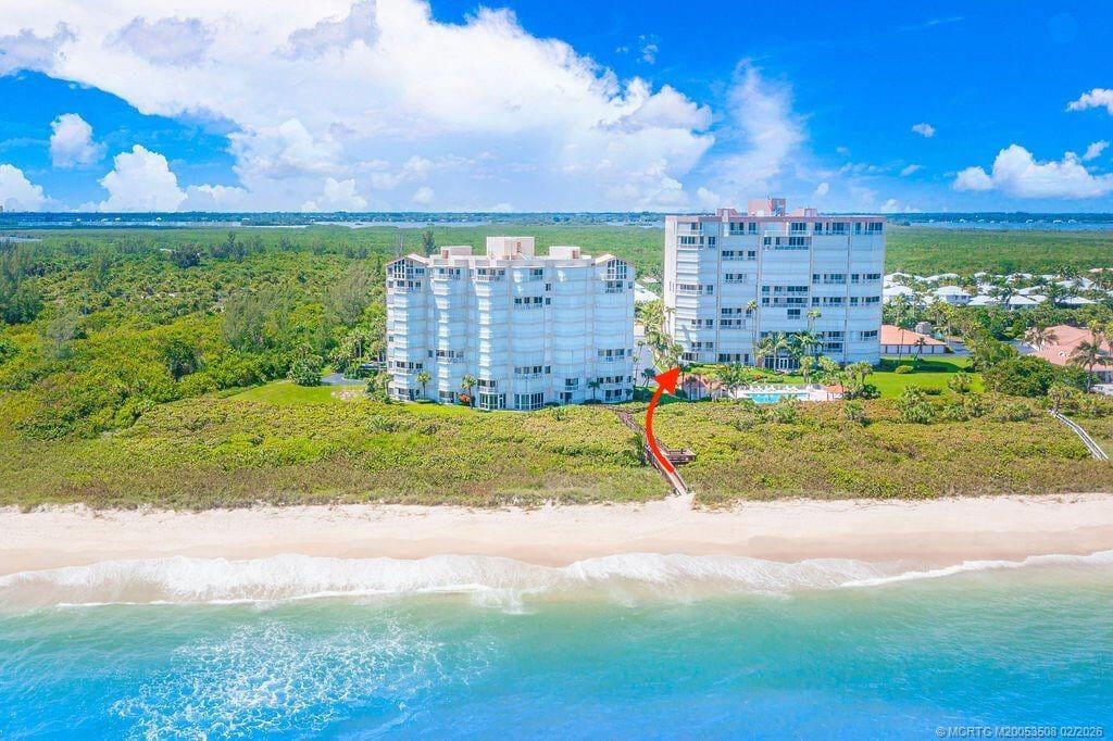 3880 N Highway A1A 104