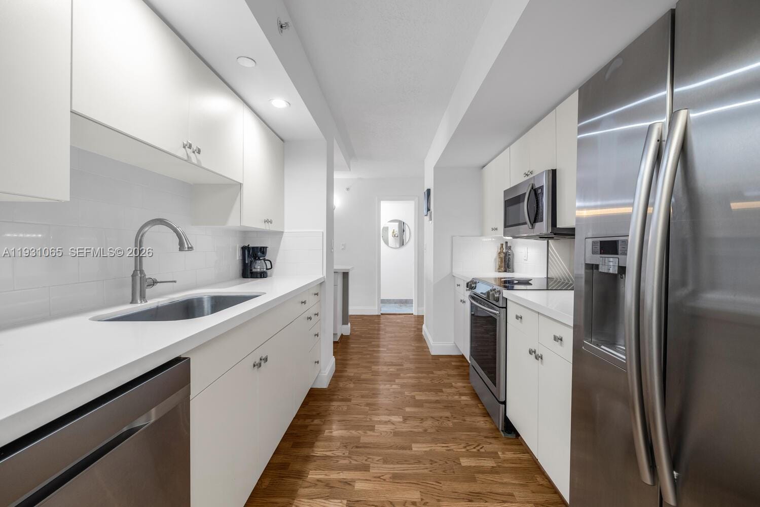 6917 Collins Avenue 1008, Miami Beach, FL 33141 photo 4
