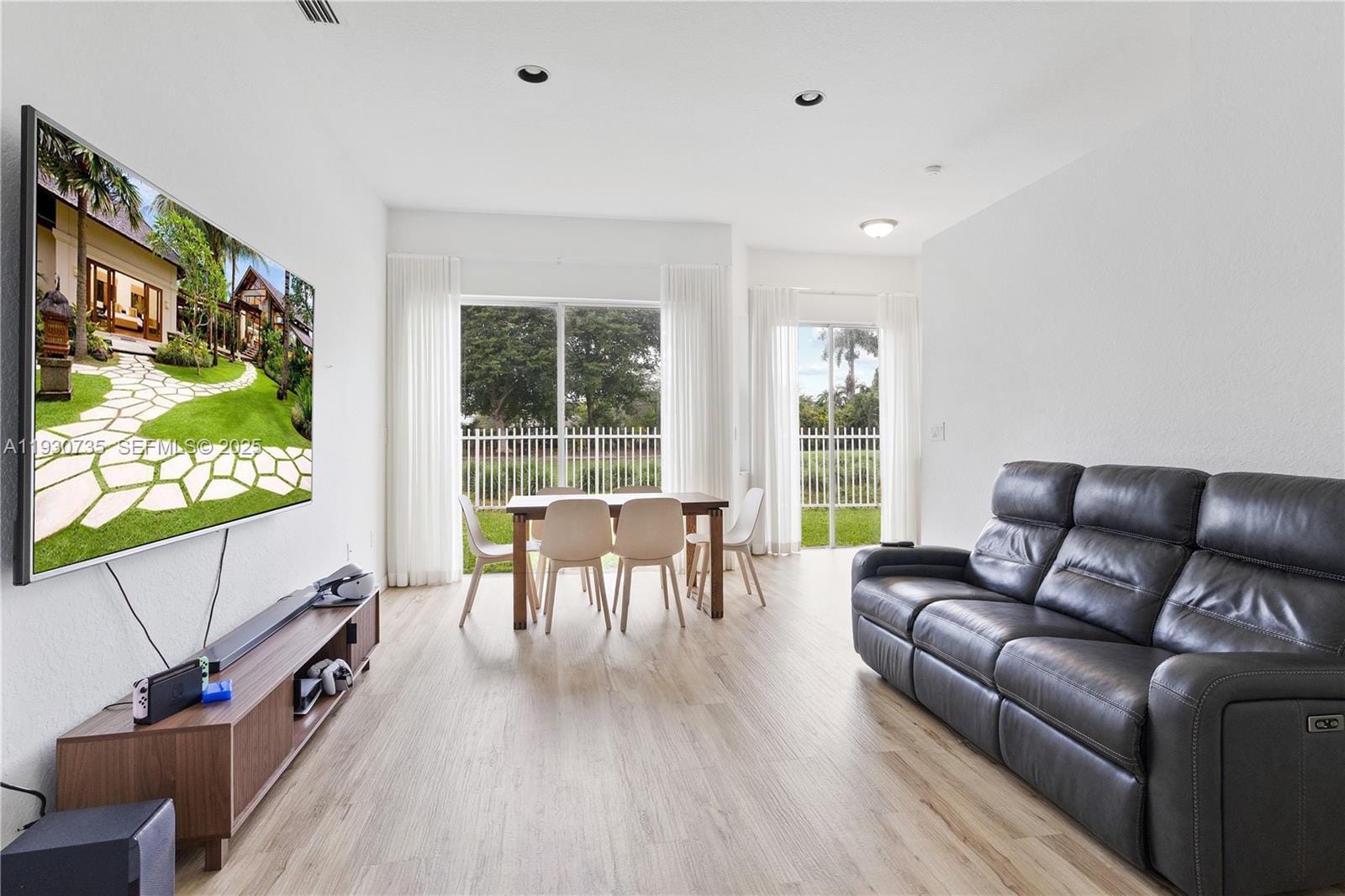 10613 NW 57th Street — photo 9