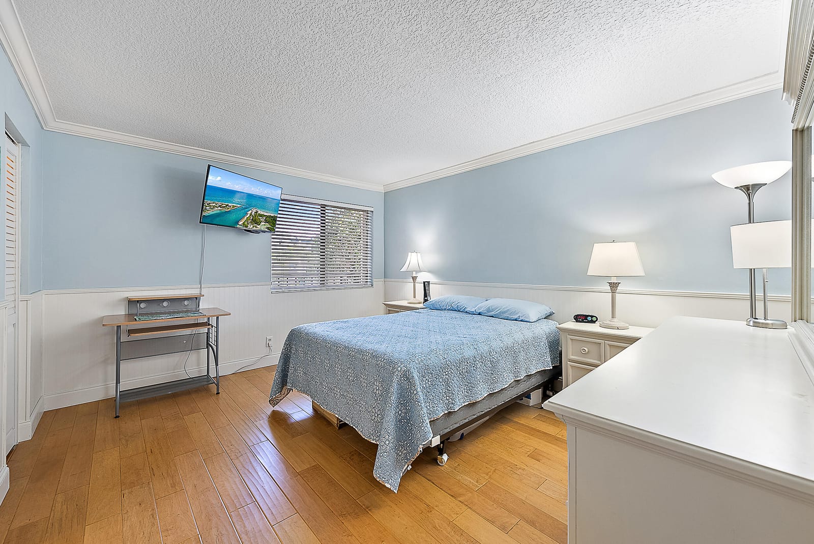 1605 S Us Highway 1 E204 — photo 12