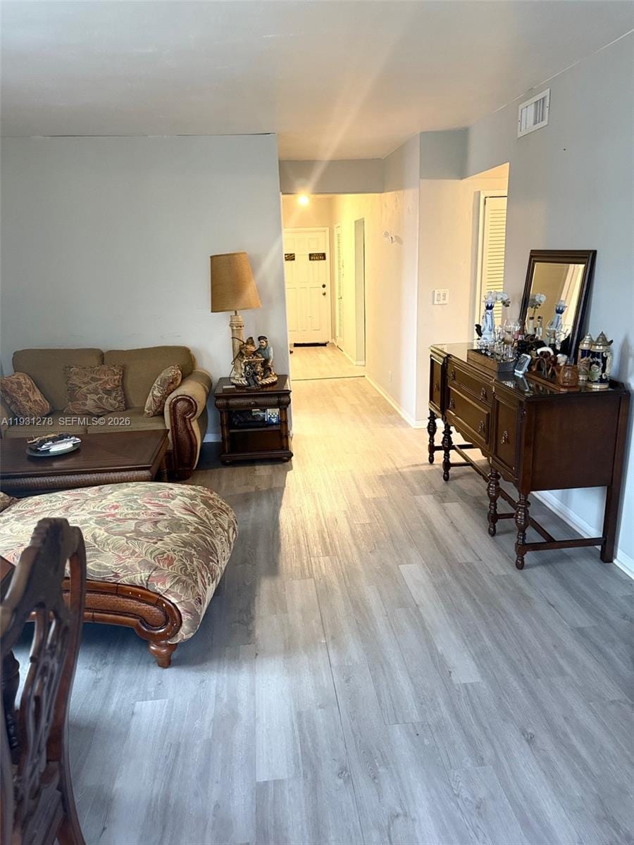 1510 SE 15th Street 210 — photo 2