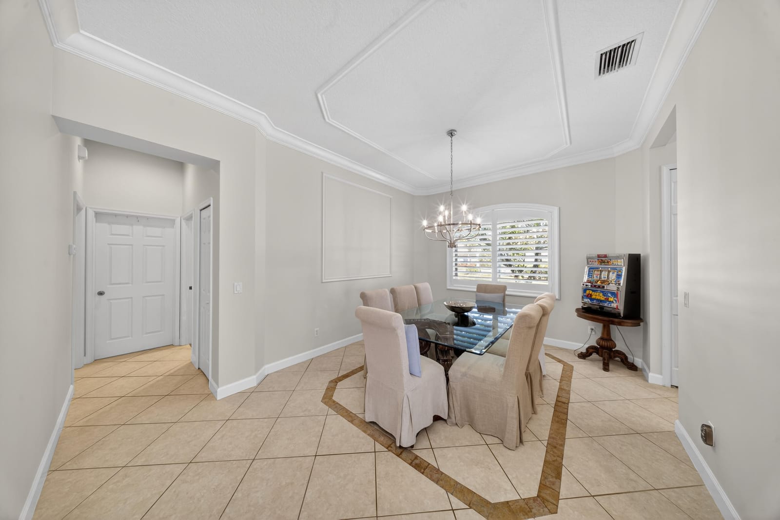 7613 Greenbrier Circle, Port St. Lucie, FL 34986 photo 5