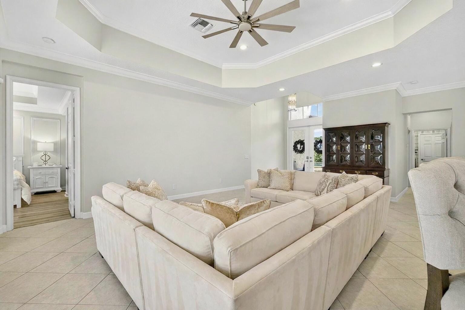 7613 Greenbrier Circle, Port St. Lucie, FL 34986 photo 8