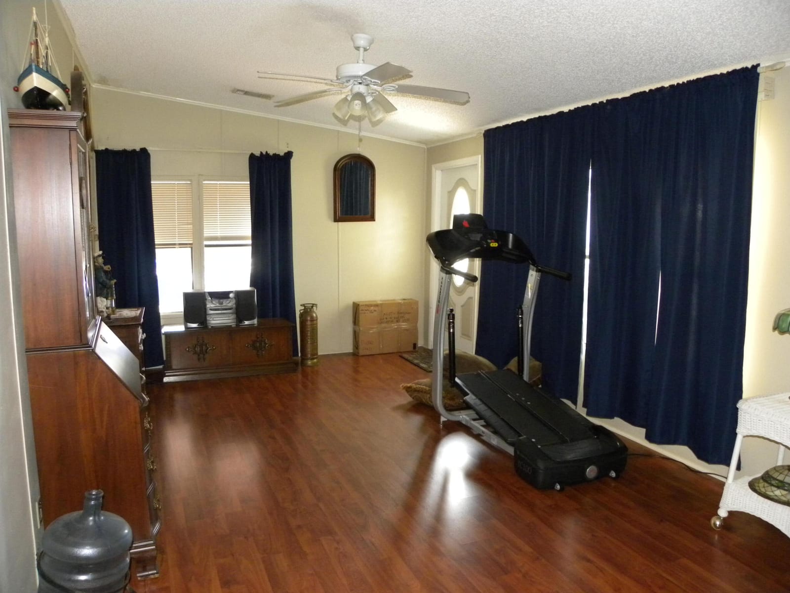 456 Tropical Isles Circle — photo 2