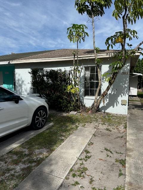 5823 S 37th Court, sold in Villa Del Trio, Greenacres, FL