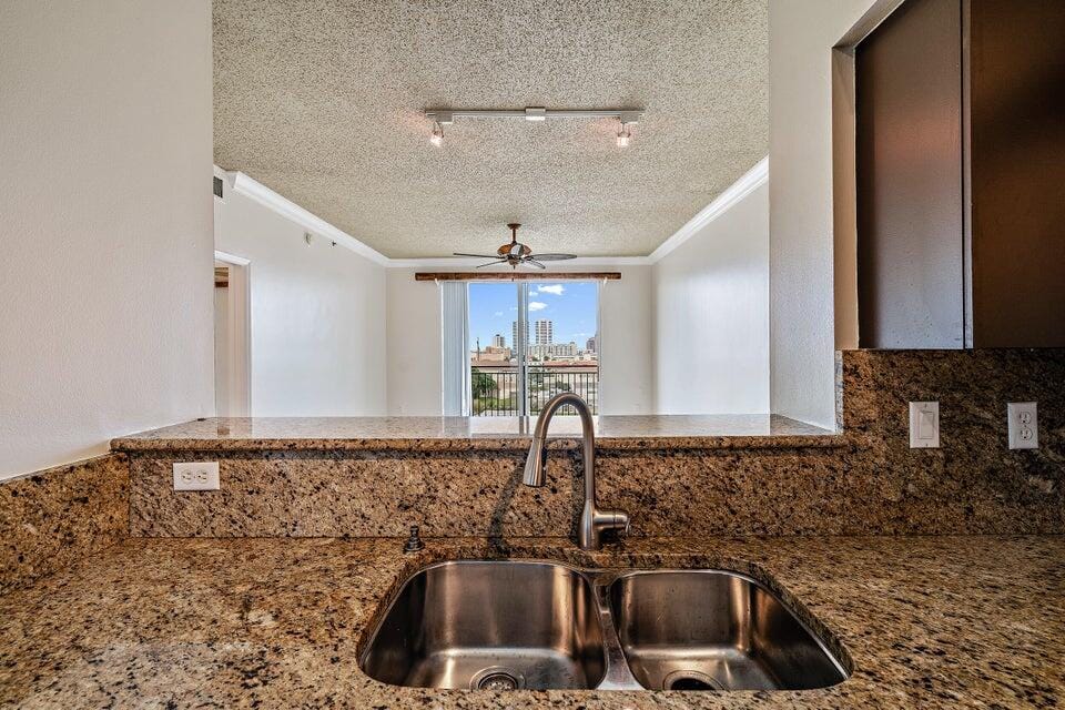 616 Clearwater Park Road 1107 — photo 11