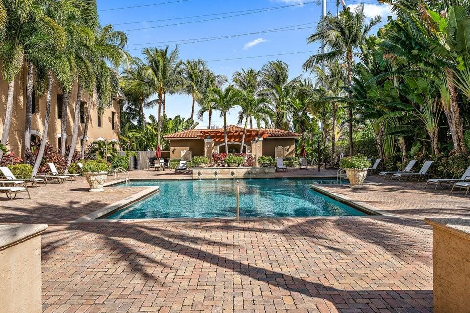 616 Clearwater Park Road 1107, West Palm Beach, FL 33401 photo 16