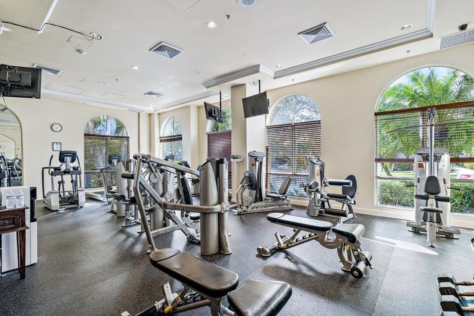 616 Clearwater Park Road 1107, West Palm Beach, FL 33401 photo 17