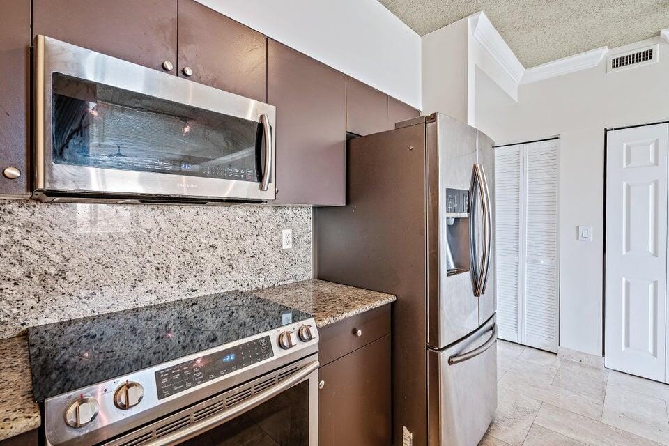 616 Clearwater Park Road 1107 — photo 9