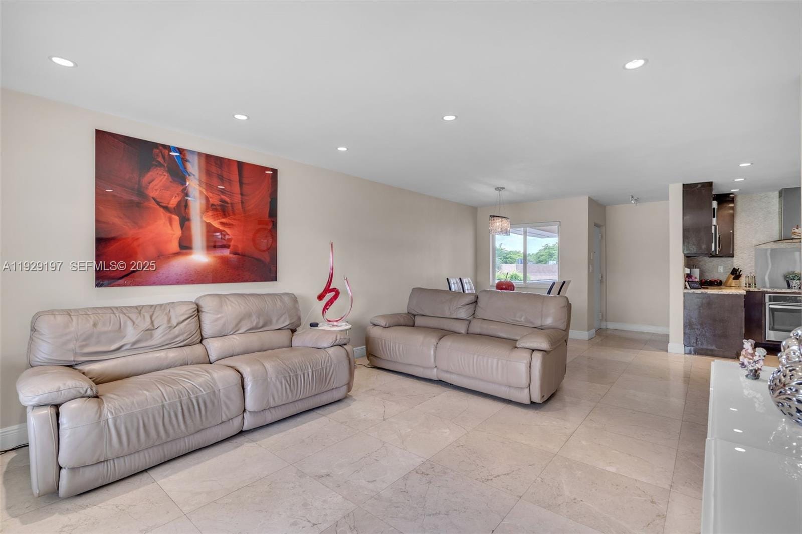 7430 Miami Lakes Drive E301, Miami Lakes, FL 33014 photo 10