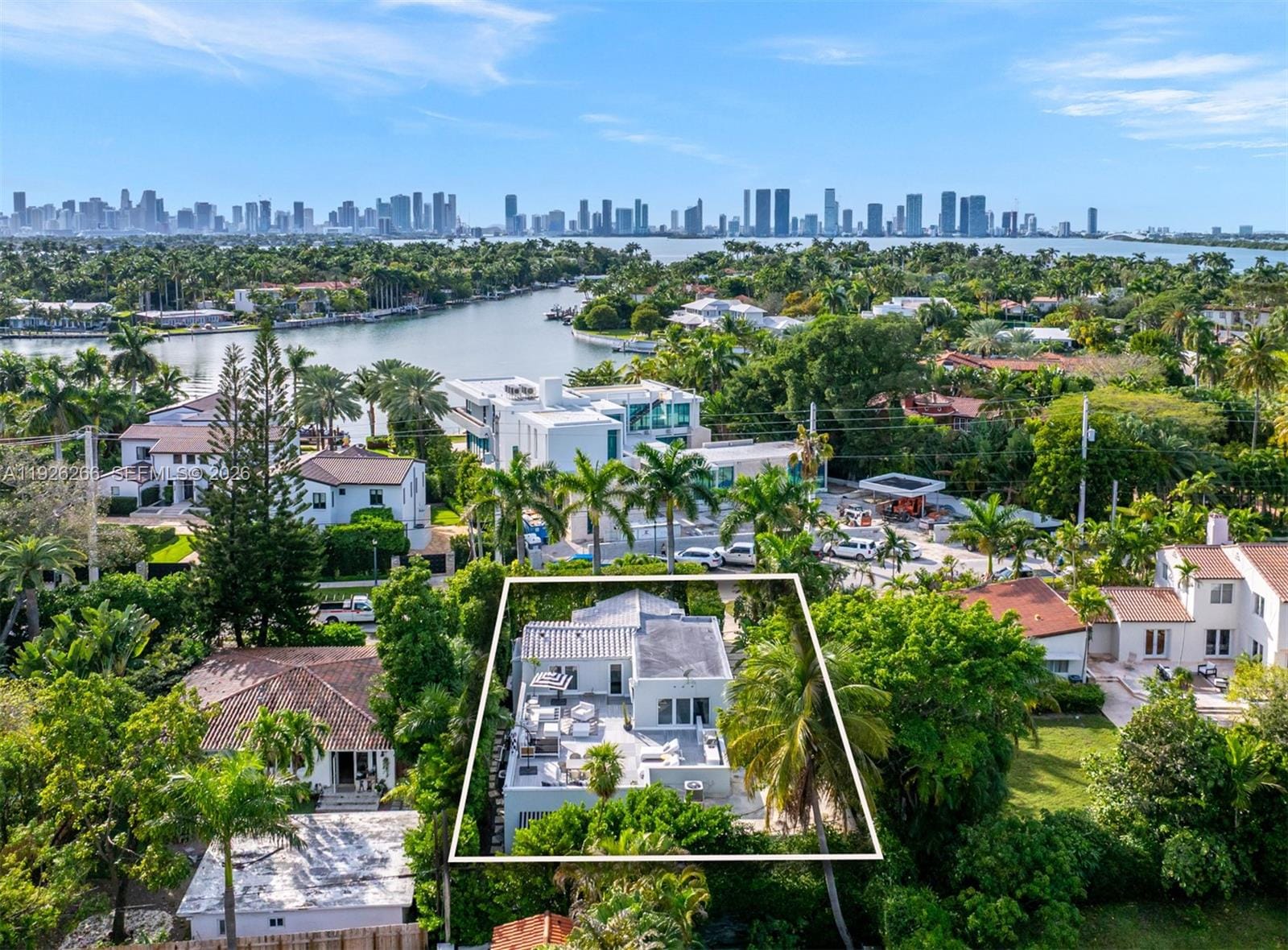 2729 N Bay Road, Miami Beach, FL 33140