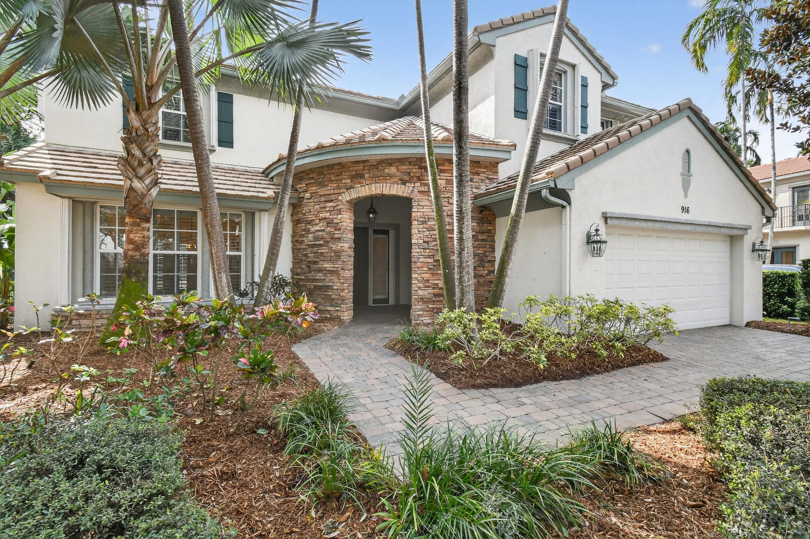 916 Mill Creek Drive, Palm Beach Gardens, FL 33410