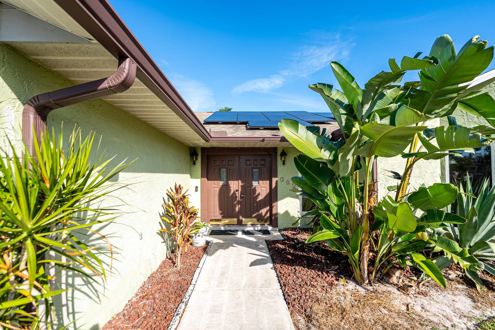 381 SW Lucero Drive — photo 4