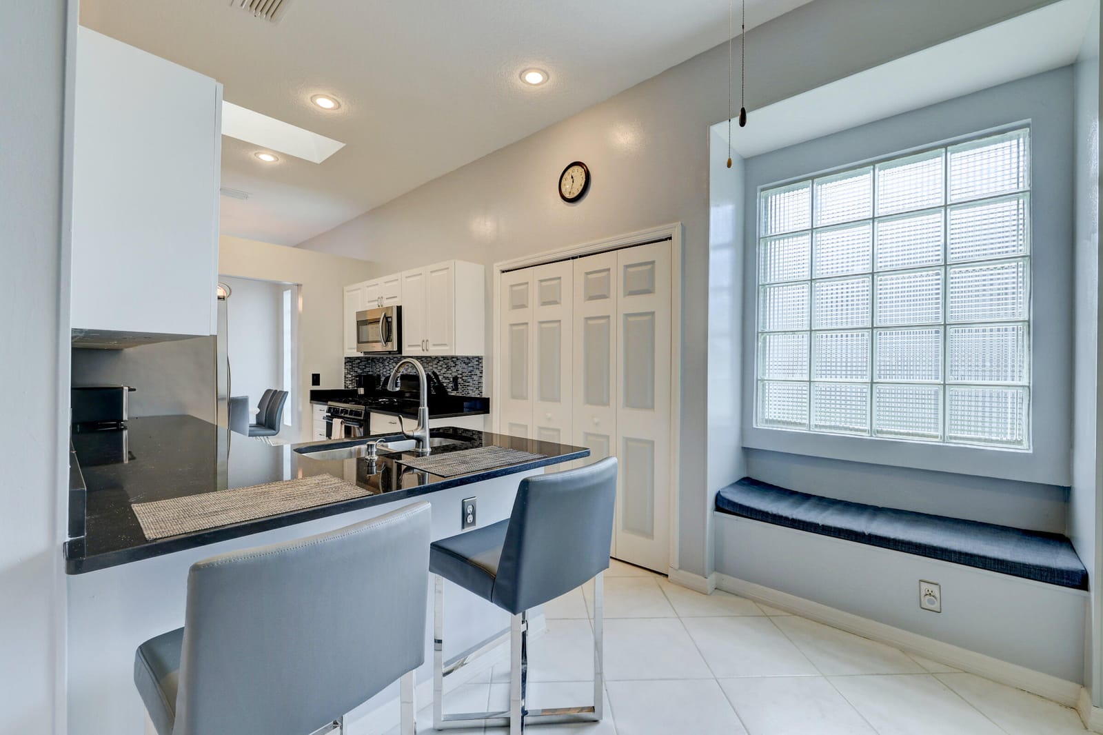 450 SW Fairway Landing — photo 8