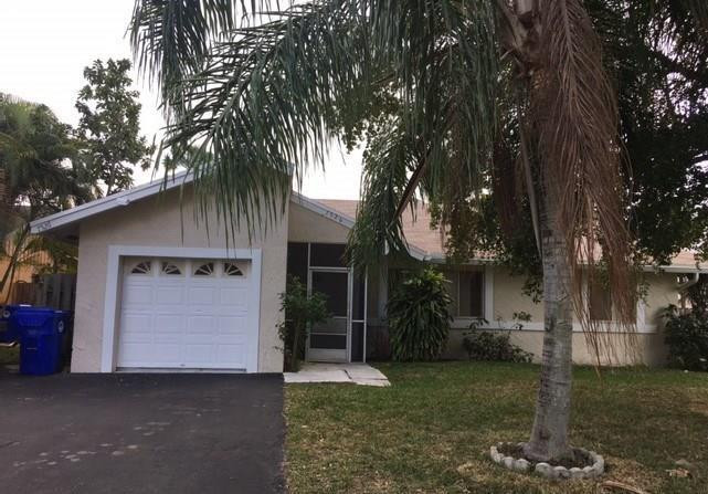 7526 SW 6th Street, North Lauderdale, FL 33068, North Lauderdale